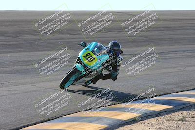 media/Dec-06-2024-CVMA Friday Practice (Fri) [[e1d1c5d4fc]]/4-Group 4 and Trackday/Session 5 (Bowl)/